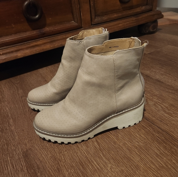 Report Booties - Picture 6 of 8